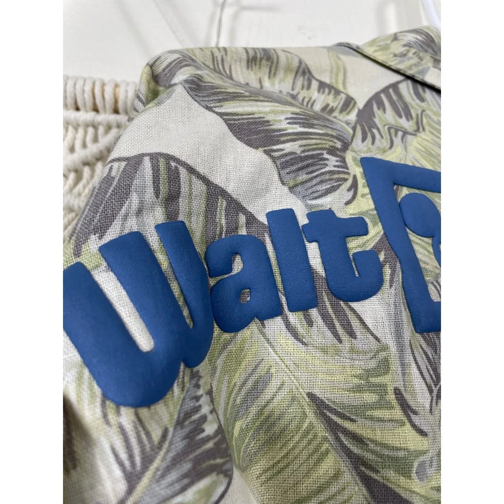 Disney Spirit Jersey Button Down Linen Palm Leaf Men Small Tropical Est 1971